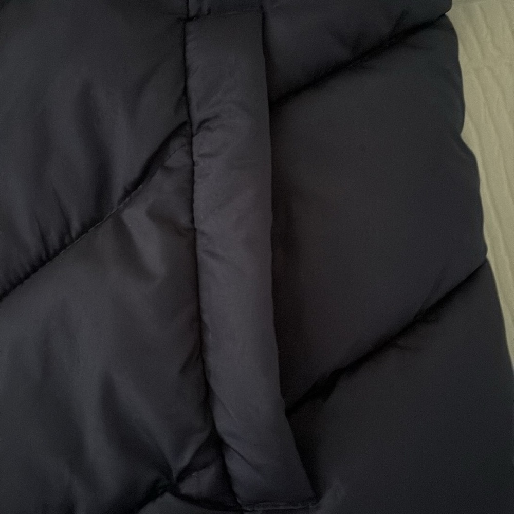NEW COLE HAAN SIGNATURE  puffer Quilted polyester Vest navy - small - Picture 3 of 10